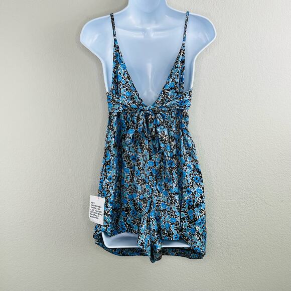 TopShop Blue Black Floral Sleeveless Tie Back V-Neck Shorts Romper 4/Small NWT - Picture 3 of 13